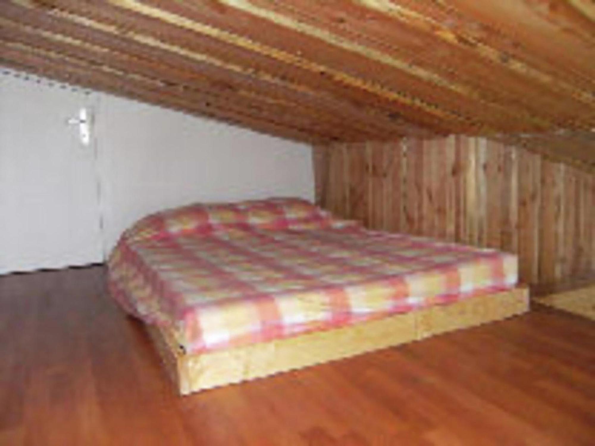 Cosy Holiday Home With Garden In Walscheid Eksteriør billede