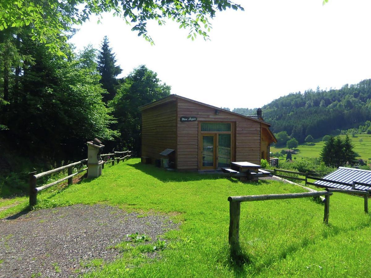 Cosy Holiday Home With Garden In Walscheid Eksteriør billede